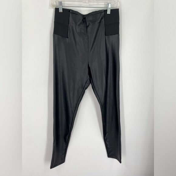 a new day Black Faux Leather High Rise Pull On Skinny Fit Pants size M - Picture 1 of 3